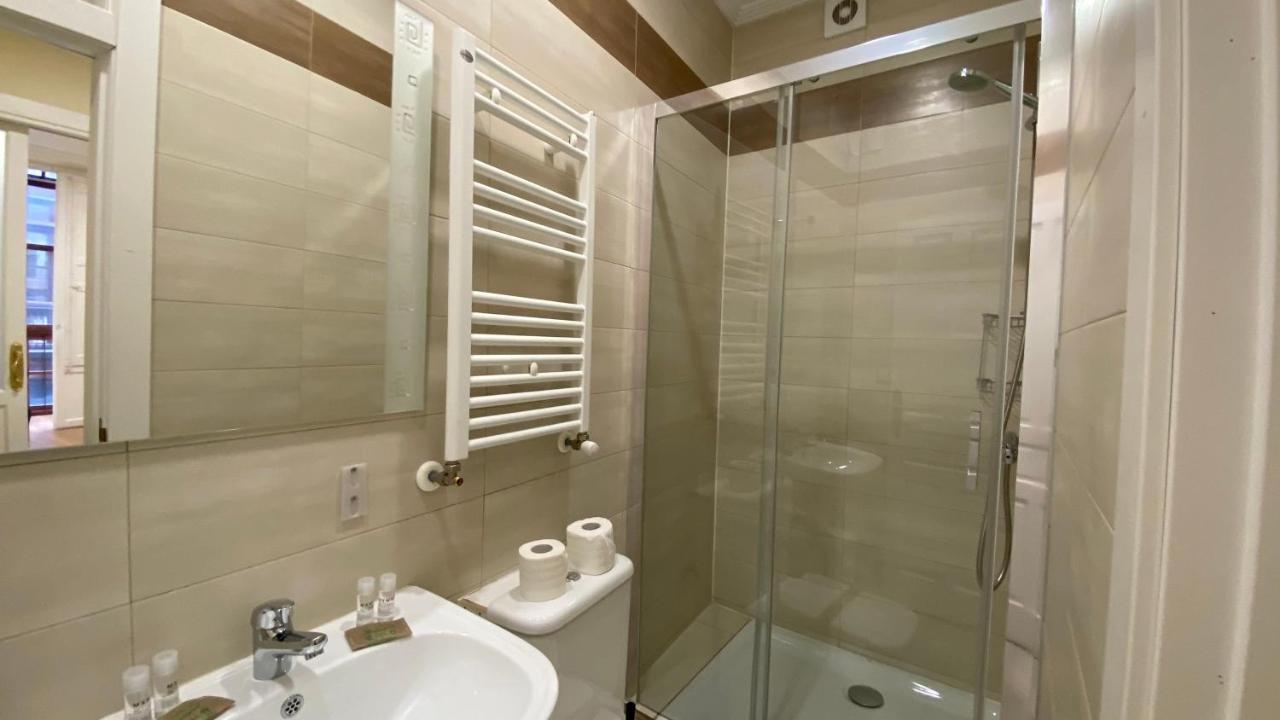 Insidehome Valladolid Centro -Hab Con Bano Privado En El Centro Y Opcion De Parking- Eksteriør billede