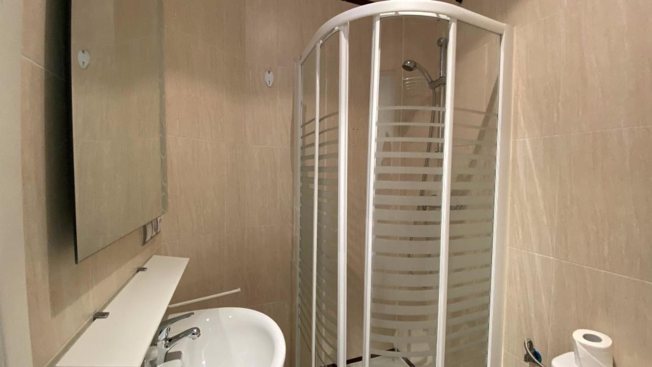 Insidehome Valladolid Centro -Hab Con Bano Privado En El Centro Y Opcion De Parking- Eksteriør billede