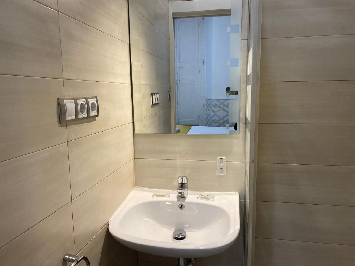 Insidehome Valladolid Centro -Hab Con Bano Privado En El Centro Y Opcion De Parking- Eksteriør billede