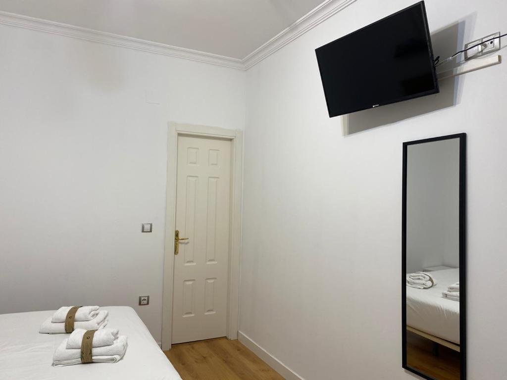 Insidehome Valladolid Centro -Hab Con Bano Privado En El Centro Y Opcion De Parking- Eksteriør billede